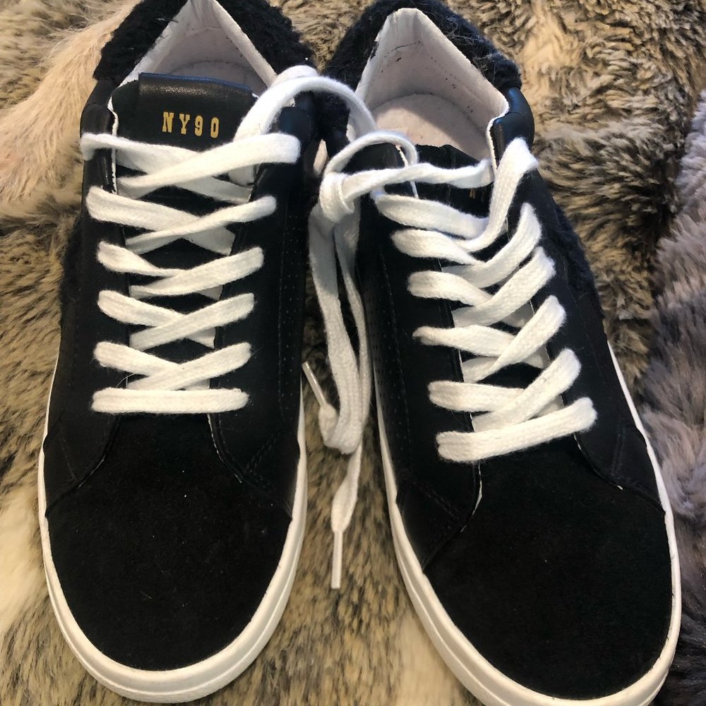 NWT Steve Madden Women's NY90 leather fashion shoes sneaker Black Size 8